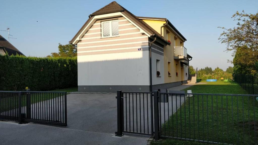 Trnovlje pri Celju Apartment | Ana`s place