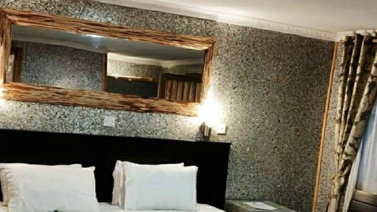 Igoji Hotel | Anabas River Cottages