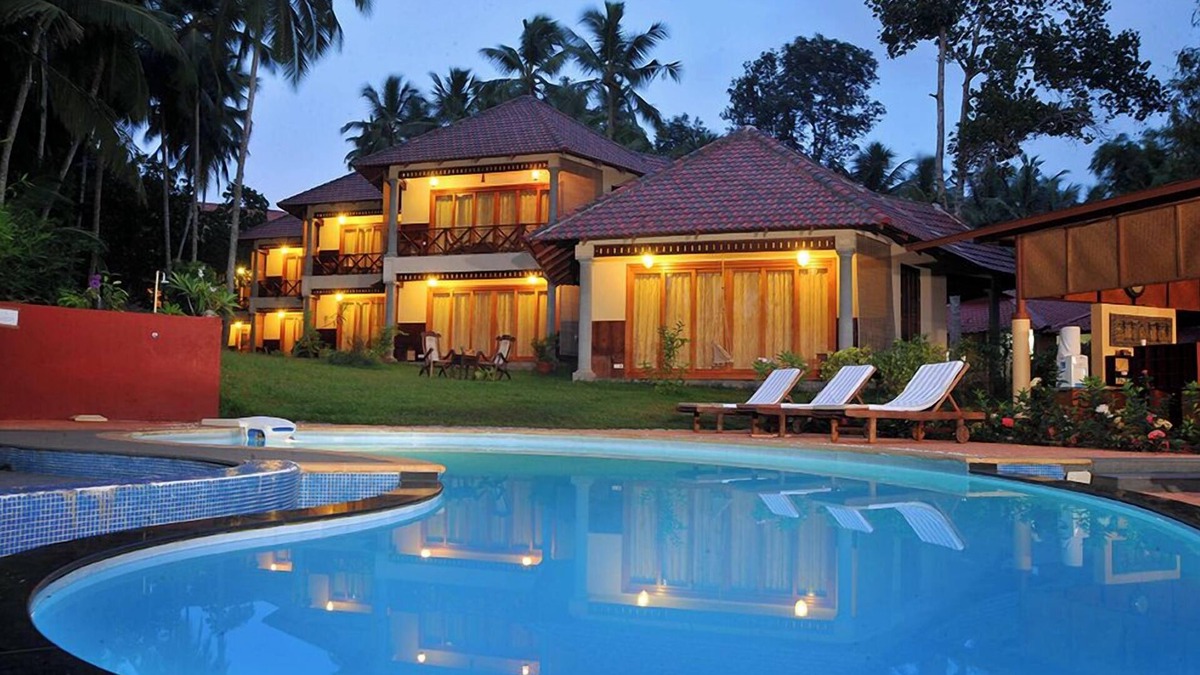 Chowara Hotel | Anandalakshmi Ayurveda Retreat