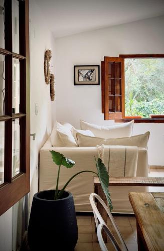 Yocsina House | Anastasia Rústica y acogedora