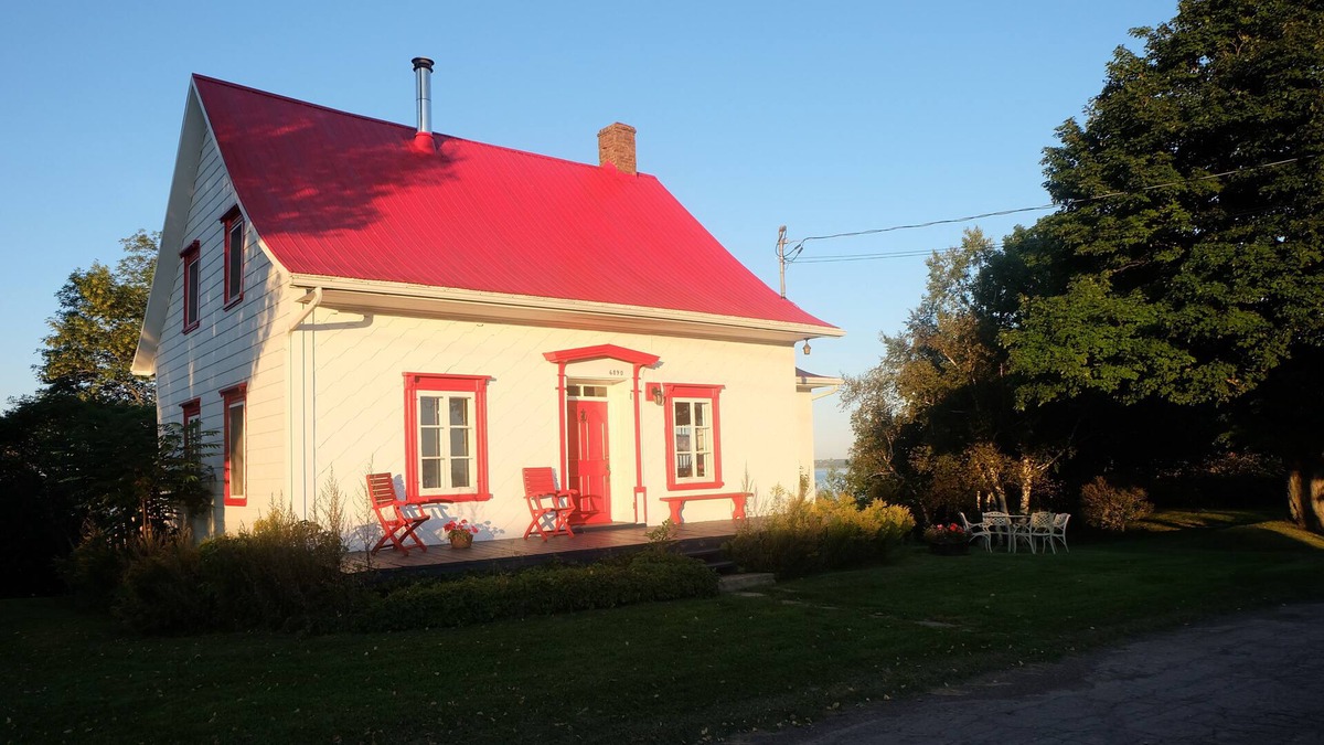 Sainte-Croix House | Ancestral Home, for one Couple