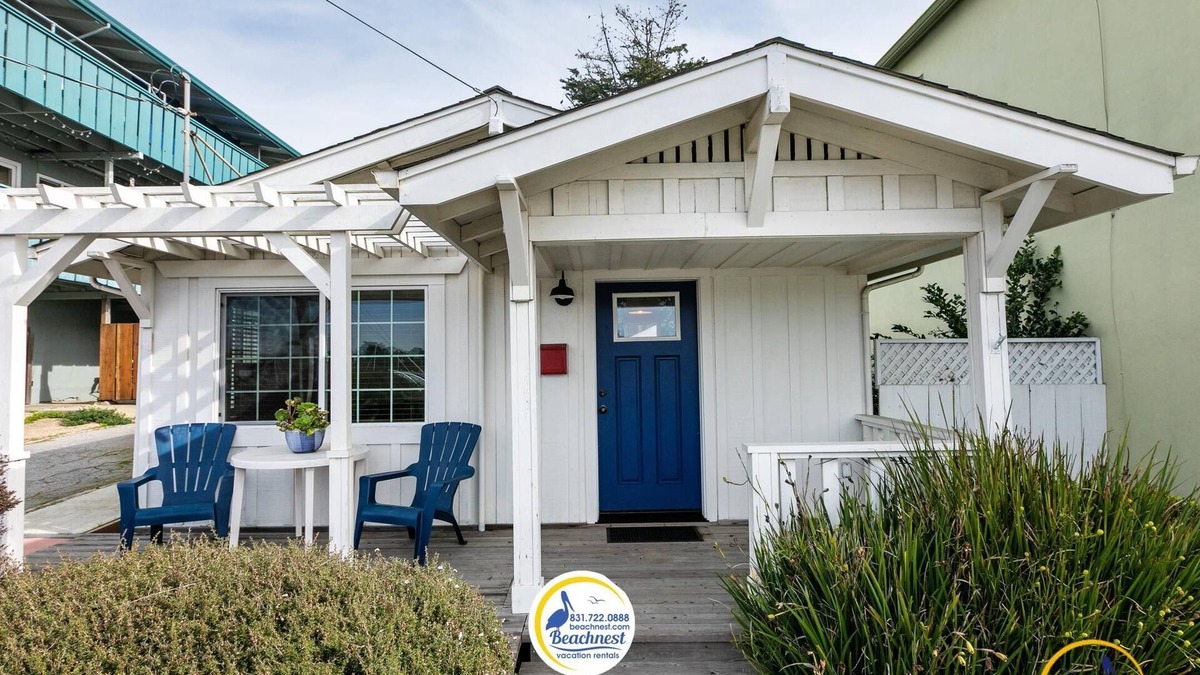 Eastside Santa Cruz House | Anchor's Away