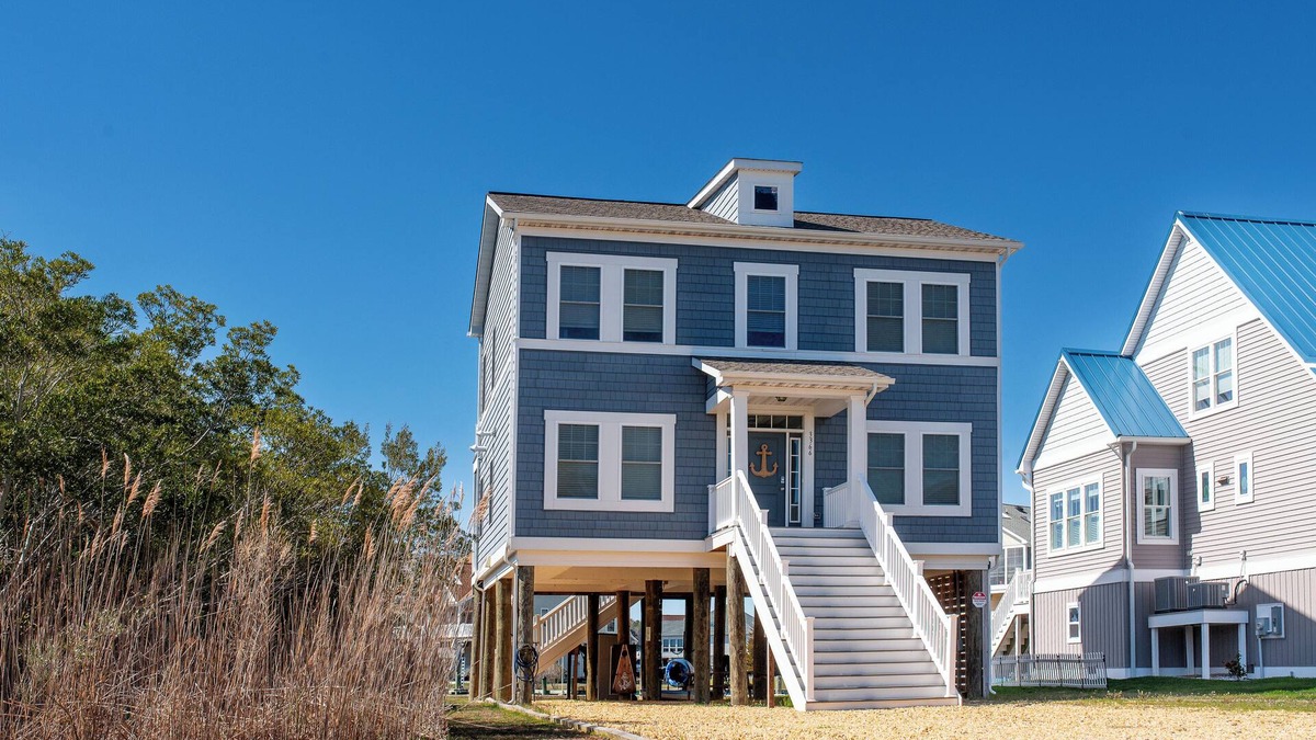 Captain's Cove House | Anchor's Away - Waterfront, Pet Friendly, Pools!