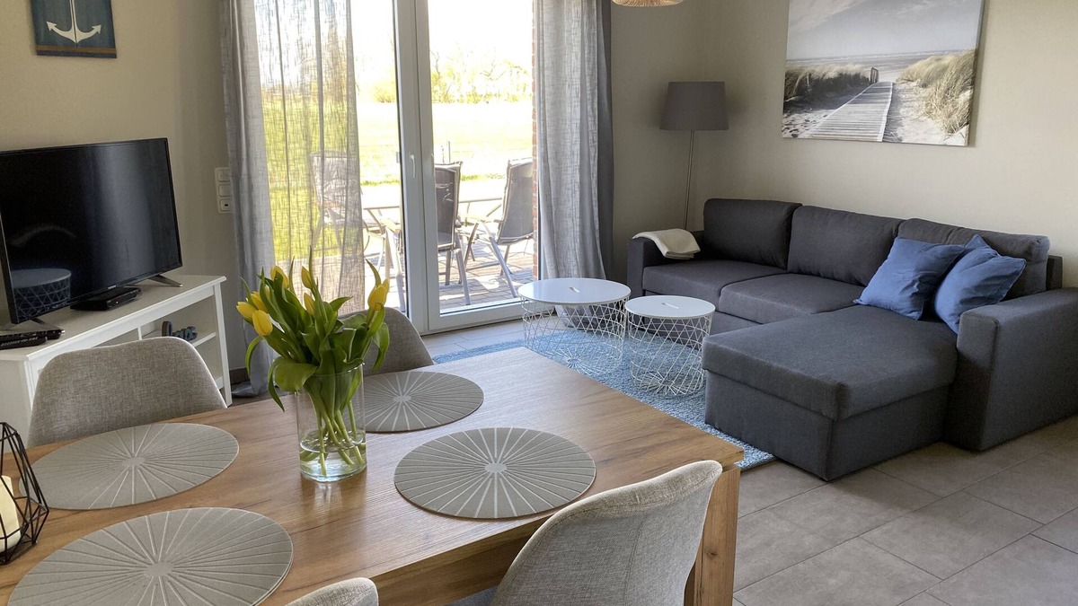 Vollerwiek Apartment | Anchorage" vacation apartment near SPO