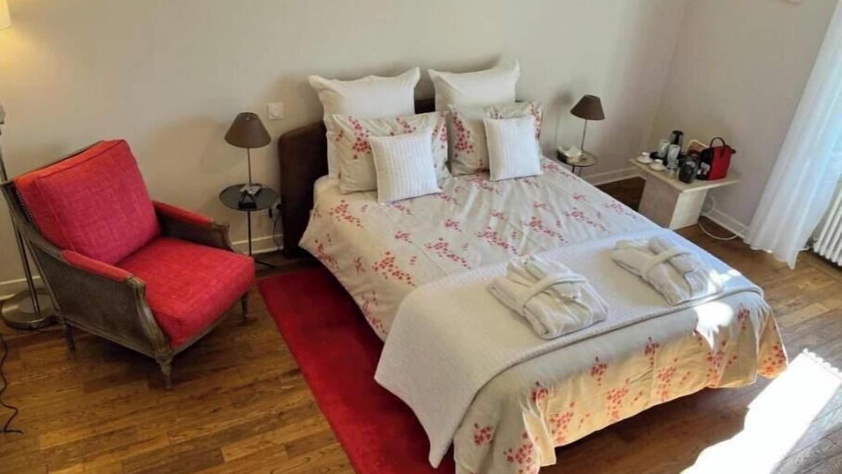 Lamothe-Landerron Apartment | Ancien Haras de la Tour - Chambre de la Vallée