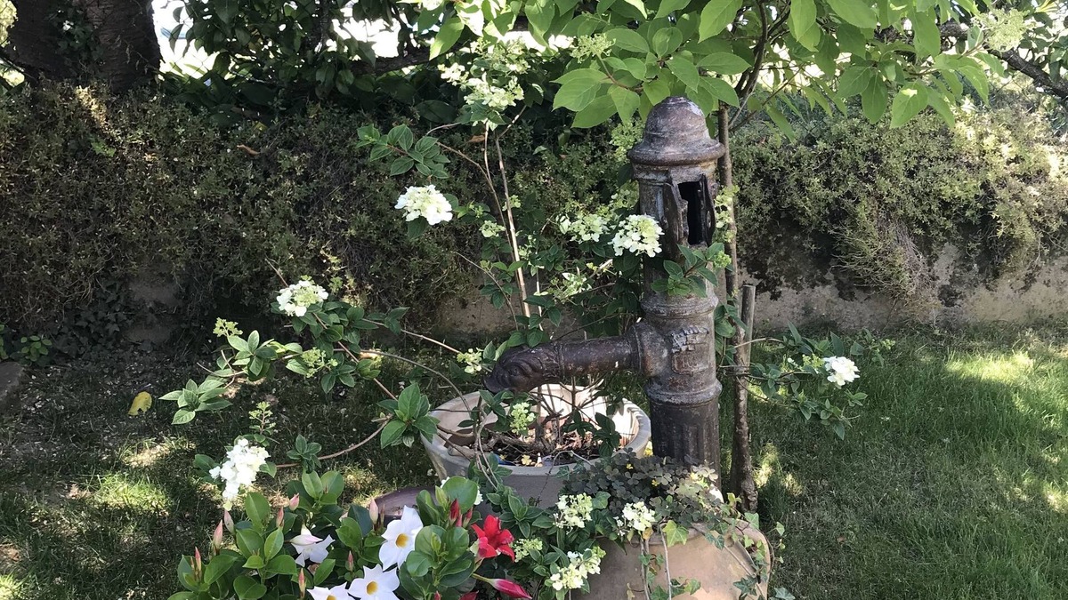 Romans Bed & Breakfast | Ancienne Ecole Du Chapuy