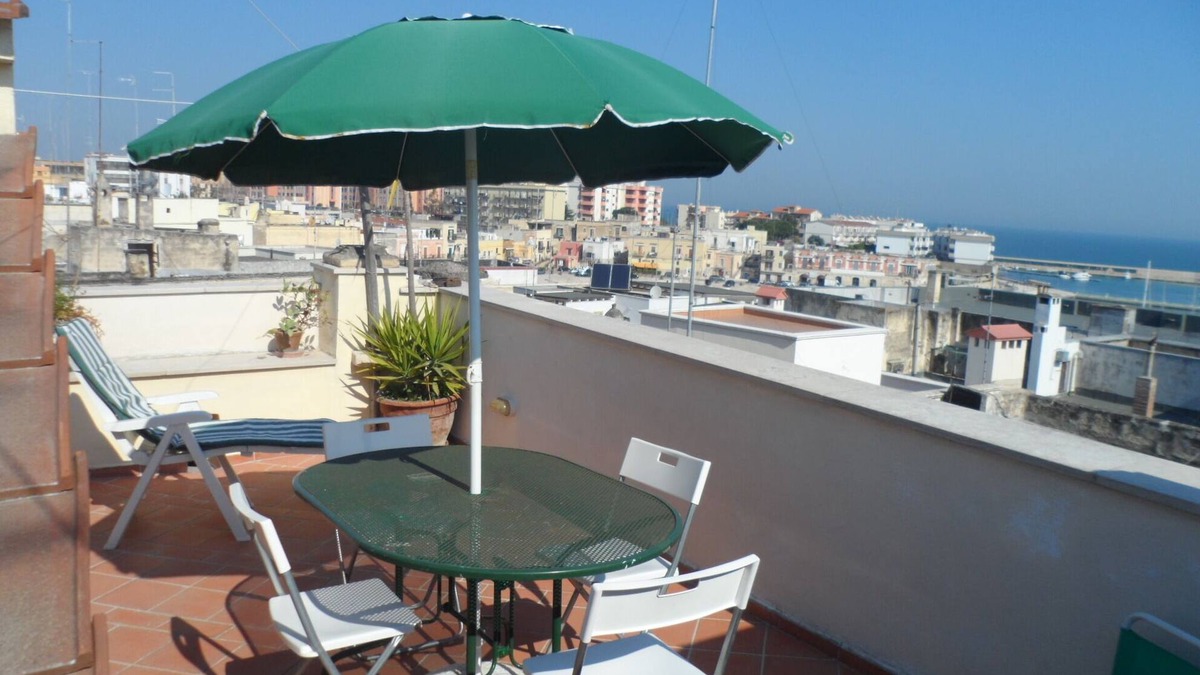 Bisceglie House | Ancient medieval tower