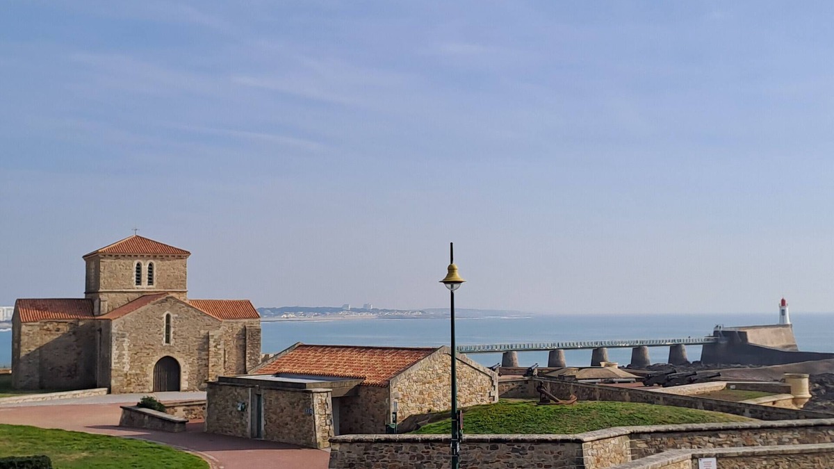 Les Sables d'Olonne Apartment | Ancora2- Appartement 3* vue mer + place de parking