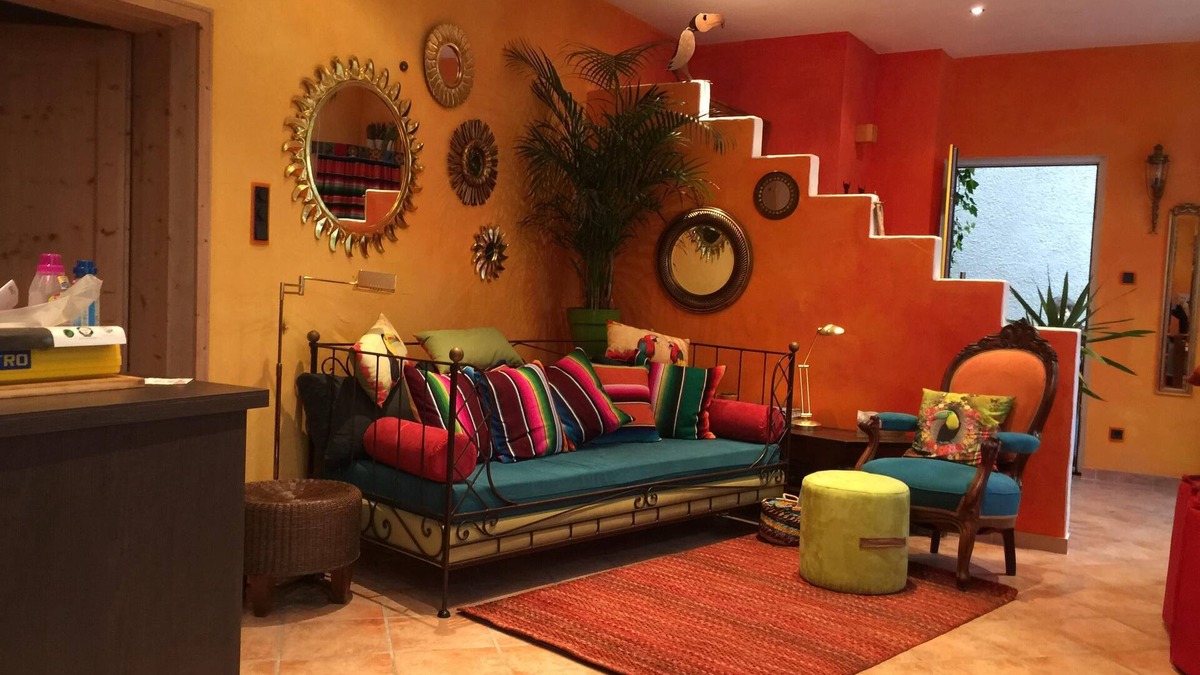 Velsstraße Apartment | ANDERS live in Bochum: THE holiday apartment for two, full of color and light