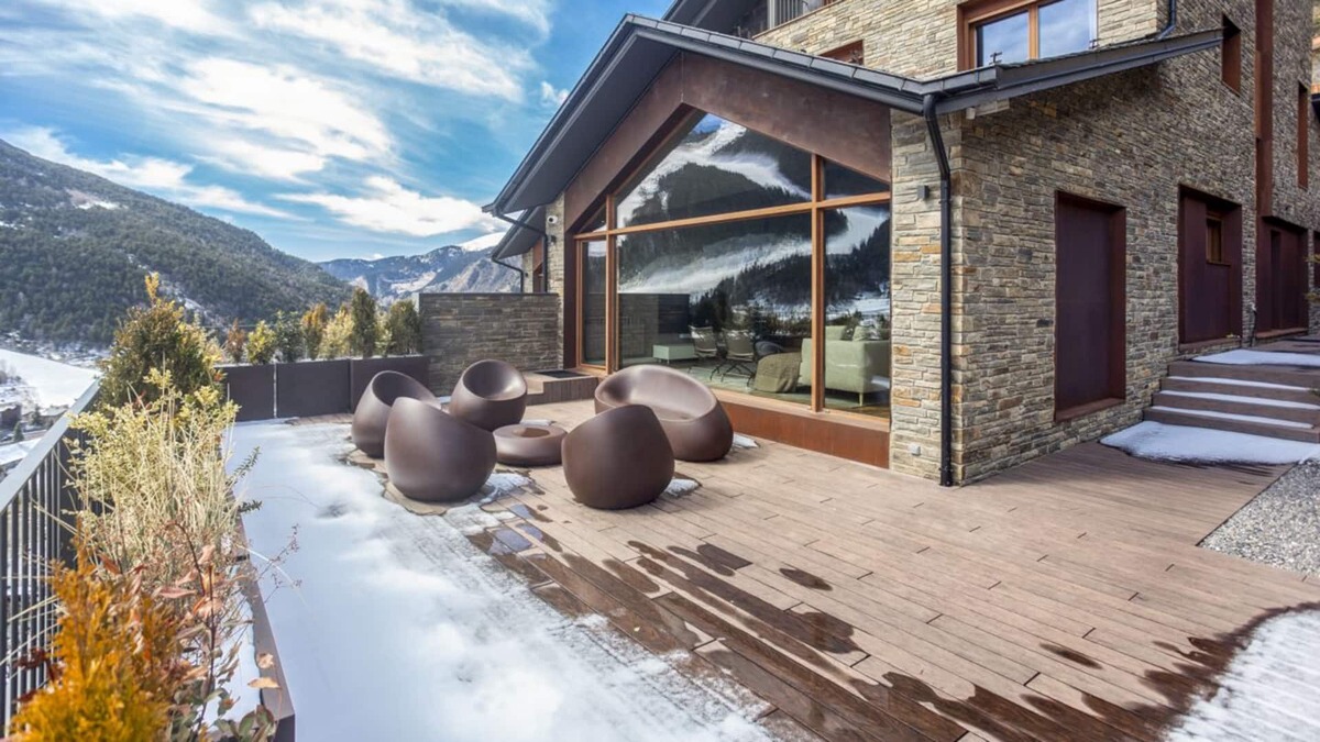 El Tarter Ski Chalet | Andorra Mountain - Four Bedroom Chalet, Sleeps 8