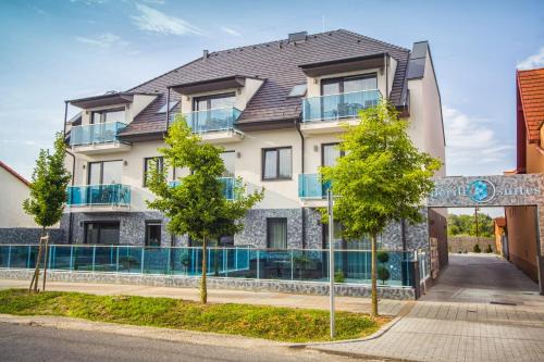 Sarvar Apartment | Androméda Apartman