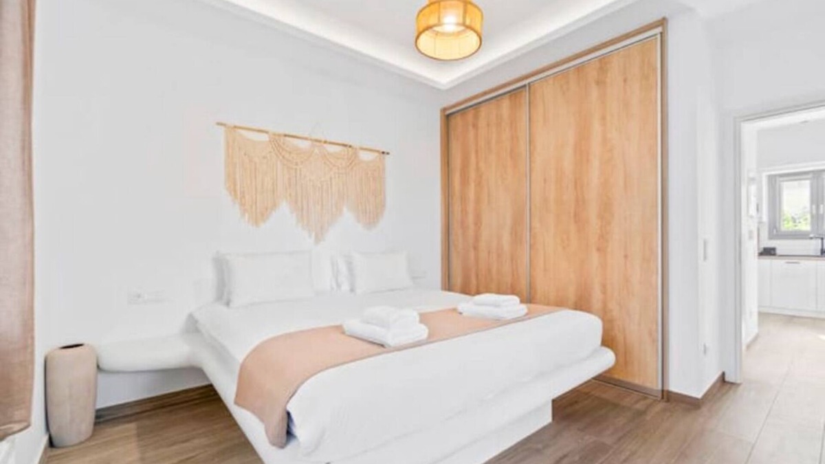 Paleopolis House | Andros Central & Luxury Home