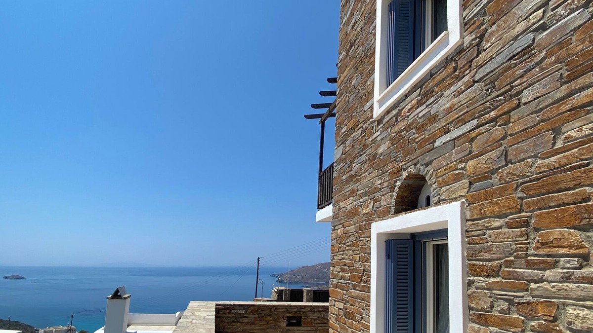Kipri Villa | andros prive suites villa vibrand