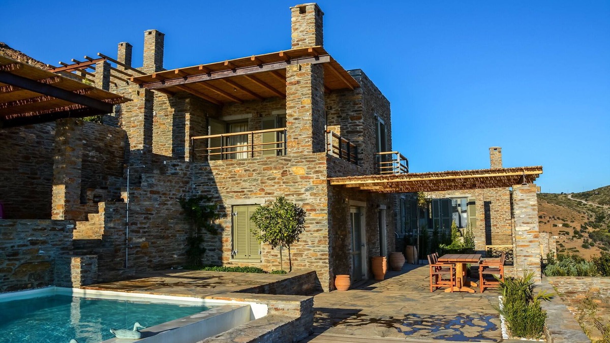 Gavrio Villa | Andros Tessera - Senior Villa