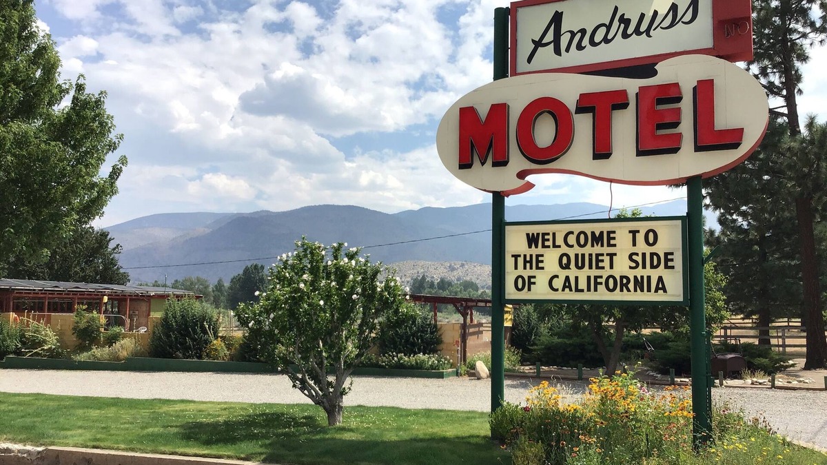 Walker Hotel | Andruss Motel