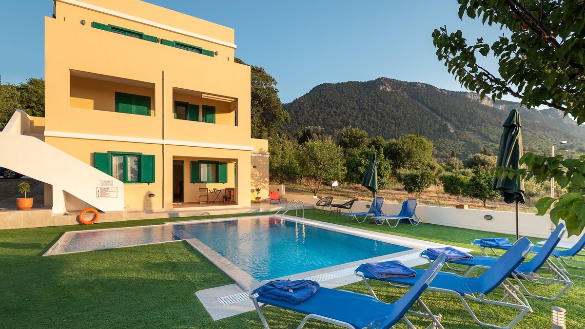 Salakos Villa | Anemos Villa in Salakos