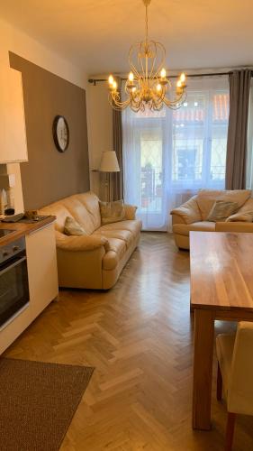 Prague 1 Apartment | Anenska by Charles Bridge 3