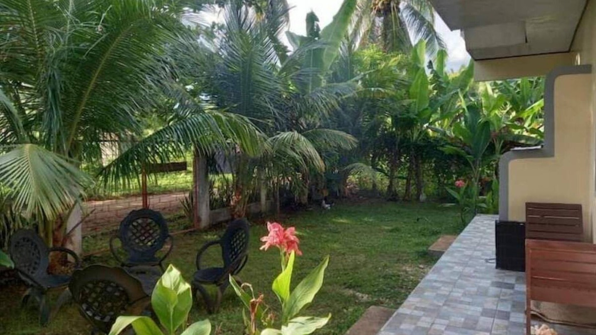 Siquijor House | Anerose homestay, Aleonas Room.