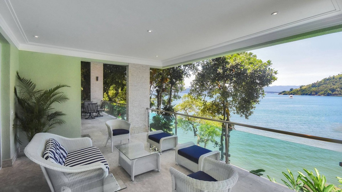 Parque das Palmeiras Villa | Ang013 - Sea front villa in Angra
