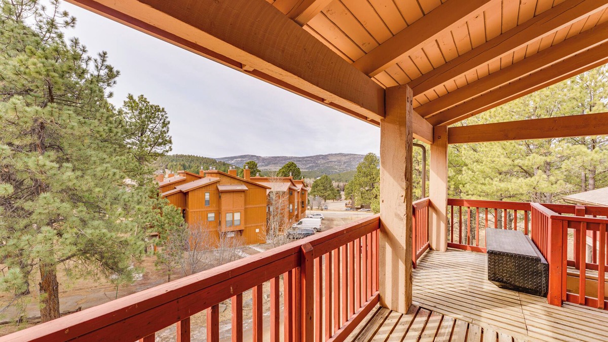 Angel Fire Apartment | Angel Fire Condo < 1/2 Mi to Resort & Bike Park!