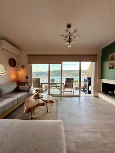 Amfilochia Apartment | Angel Luxury Aptm Amfilochia