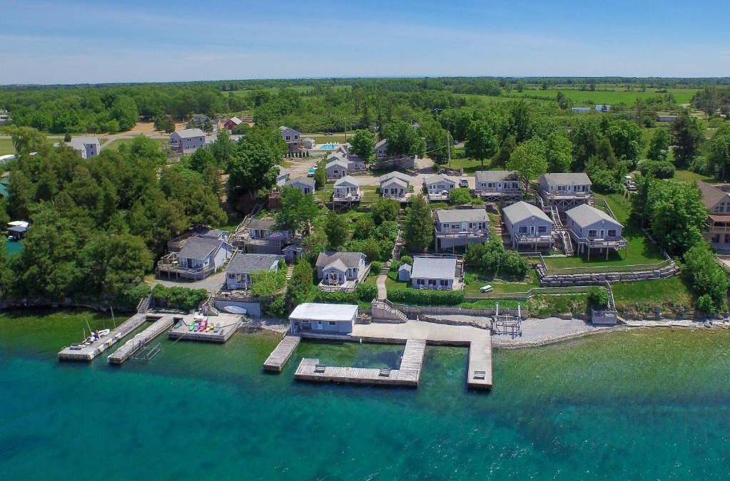 Cape Vincent Resort | Angel Rock Waterfront Cottages