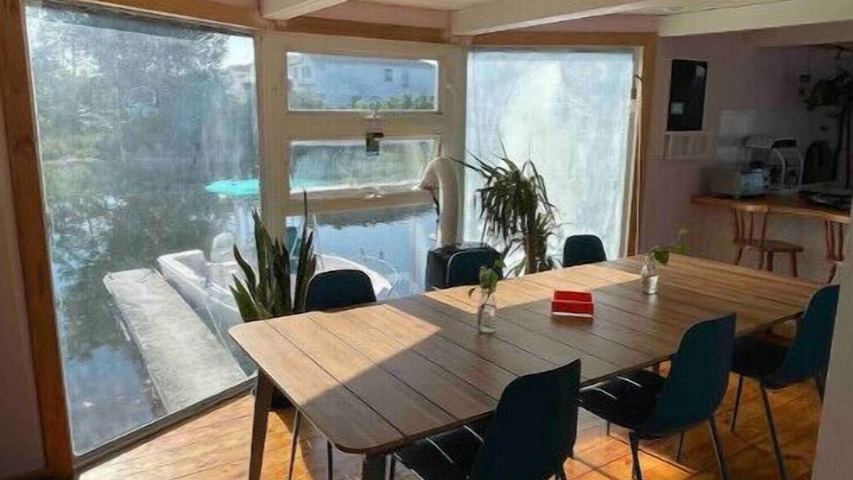 Queens Boat Rental | Angelina, Houseboatn