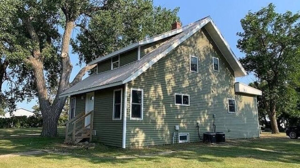 Webster House | Anglers Lodge 2