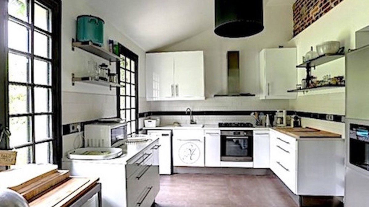 Montaure House | Anglo-Normand Cottage 1 hour from Paris - sheets and towels provided