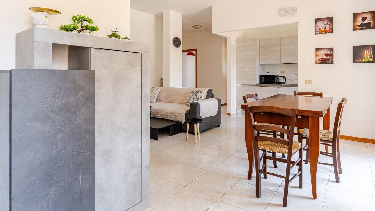 Borghesiana Apartment | Angolo di Roma. Climatizzato-Wi-Fi-Parking-Metro C