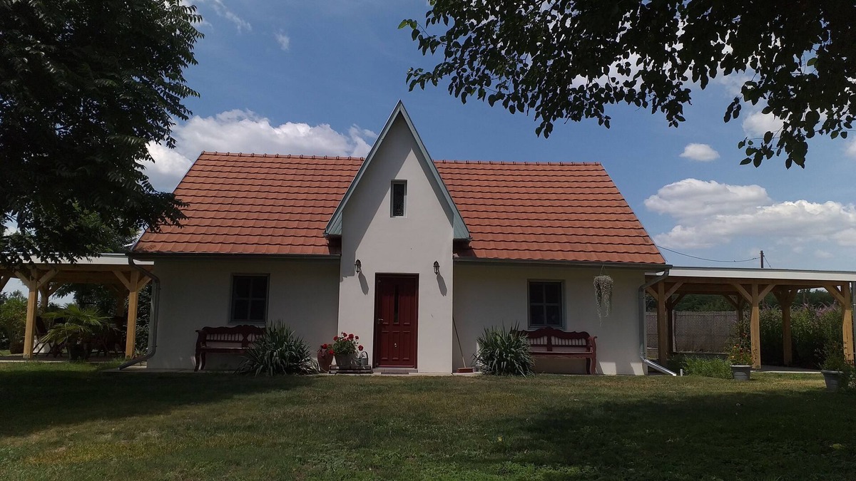 Fulopjakab Cottage | Angyalok Tanya means the house of angels.