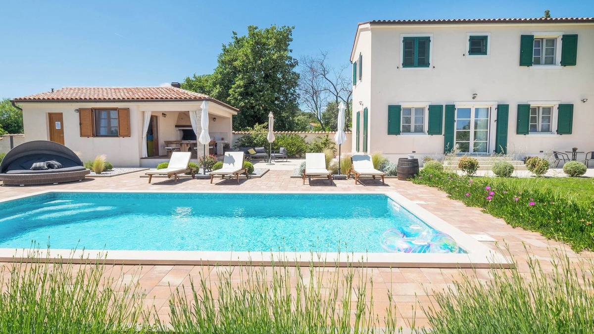 Filipana Villa | Anima Calma - family villa surrounded with vineyards and olive groves