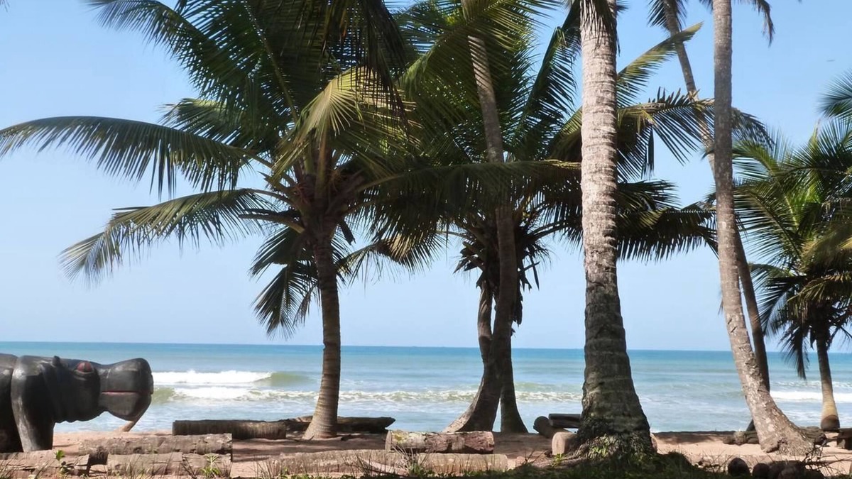 Axim Hotel | Ankobra Beach Resort