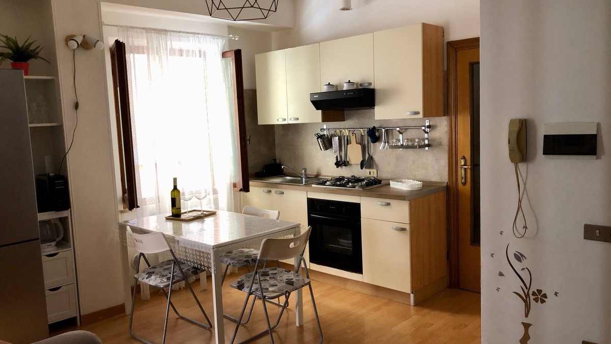 Ancona Apartment | Ankon Apartments: Palazzo Mazzini Home-Suite