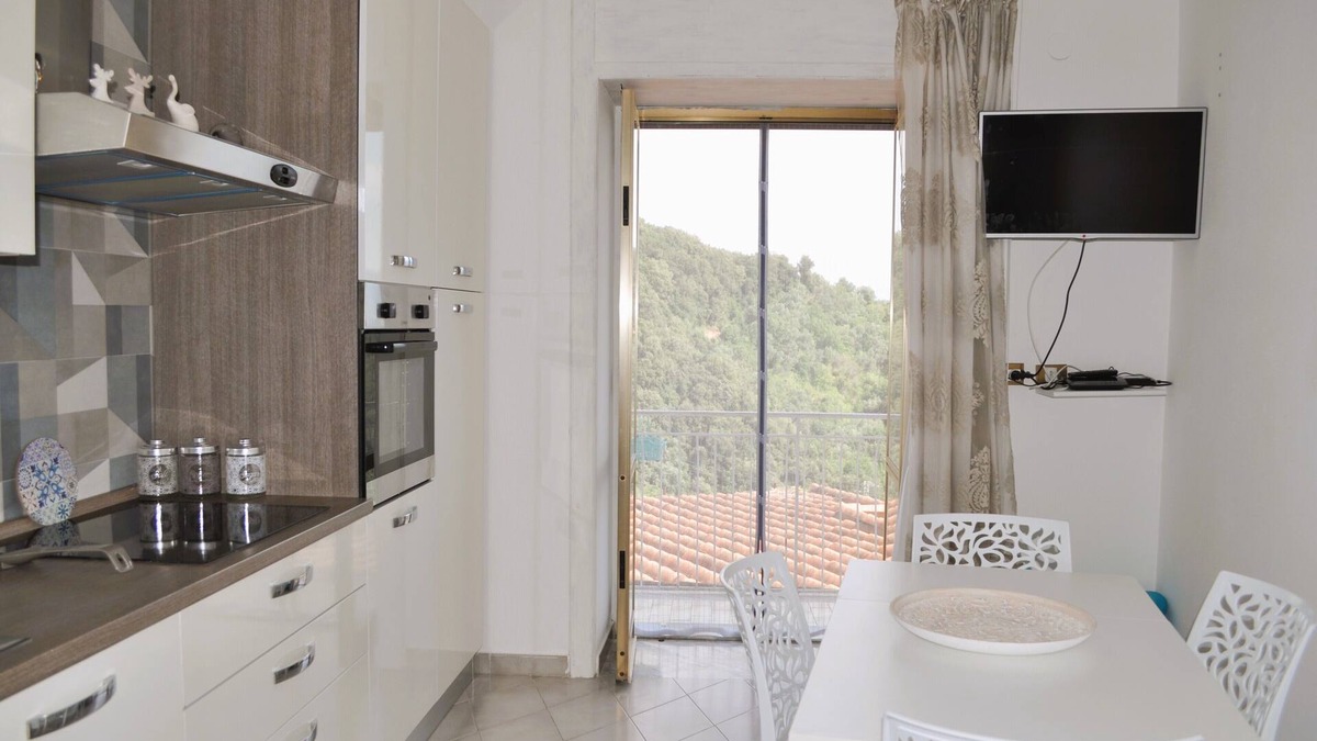 Altavilla Silentina Apartment | Anna's home 2 Bright apartment in the historic center
