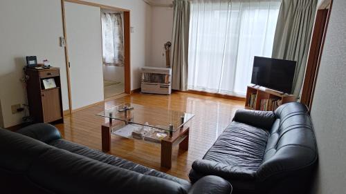 Shiroishi House | Anna's House 駐車無料ワンフロア貸し切り