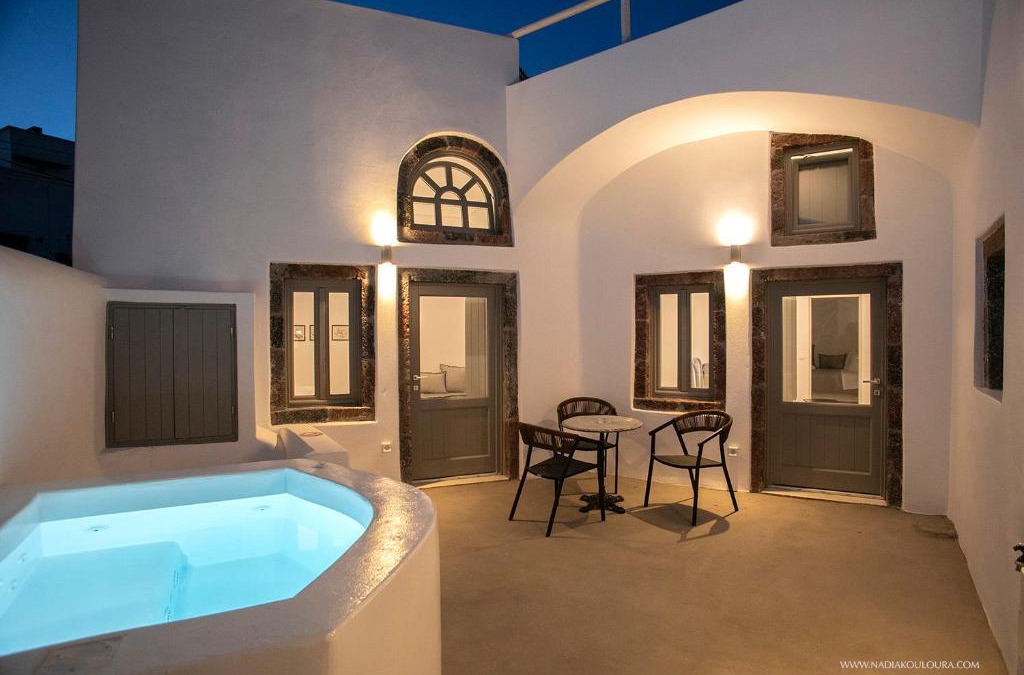 Pyrgos Apartment | AnnaFani Villa