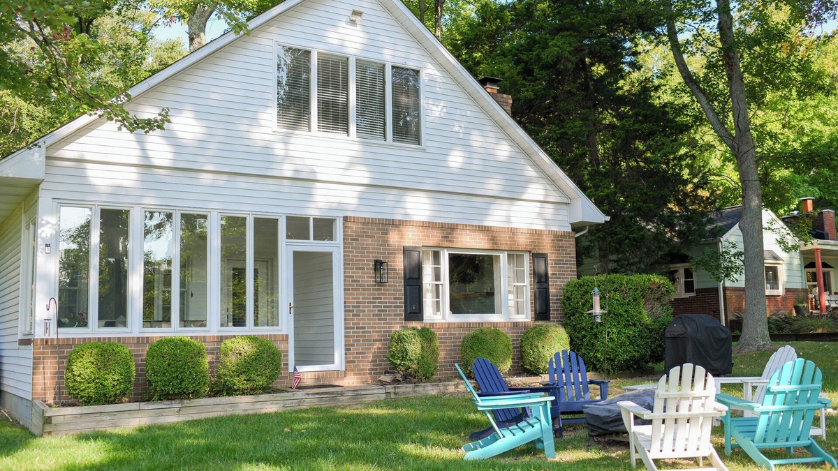 Annapolis House | Annapolis Charm - Waterfront Private Fishing Dock Pier Near Beach - Navy Academy