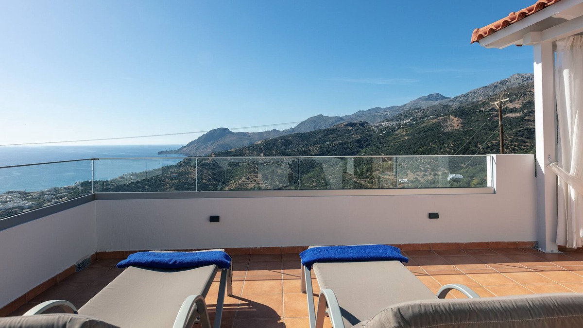 Mirthios Apartment | AnnaView Top Floor Suite No19 with amazing Seaview