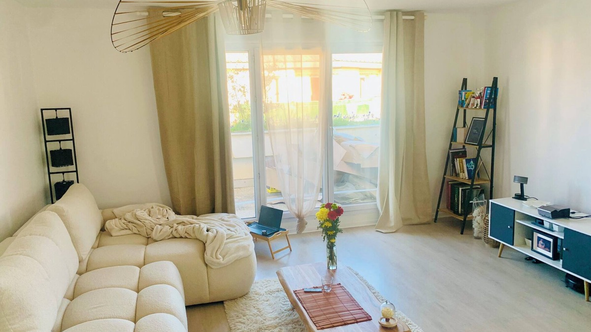 Cran-Gevrier Apartment | Annecy center top floor, mountain view terrace 2 bedrooms