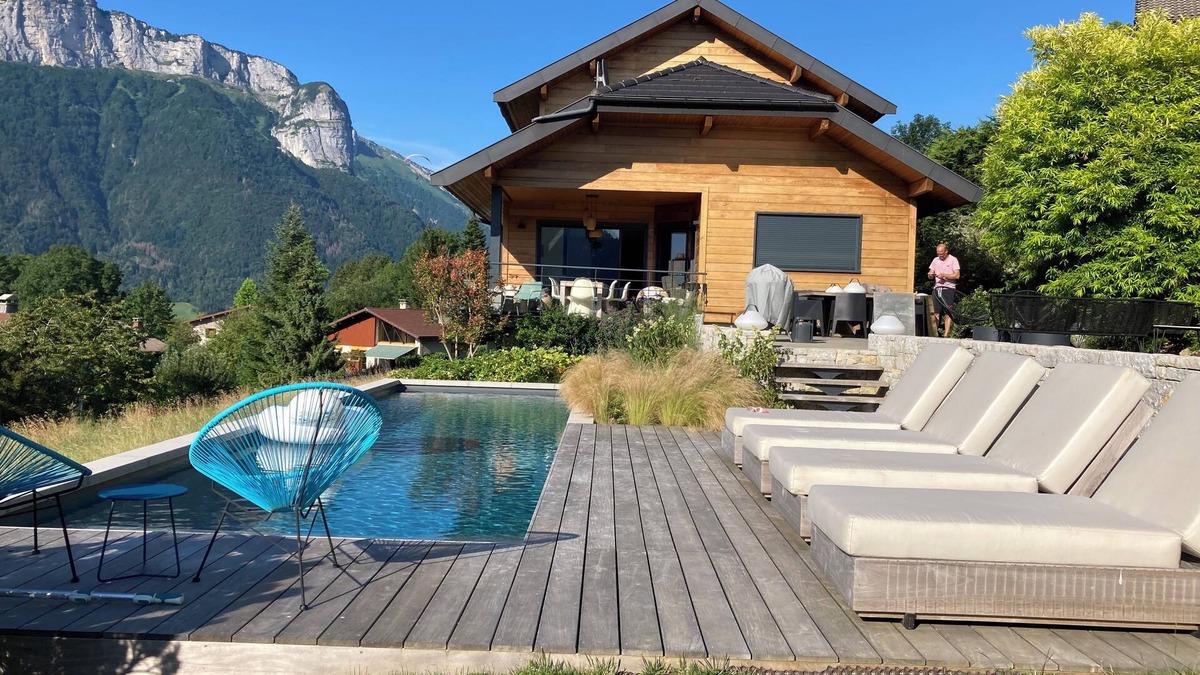 Alex Villa | Annecy house with swimming pool 5 min from Lake Menthon, 20 min from Aravis resorts
