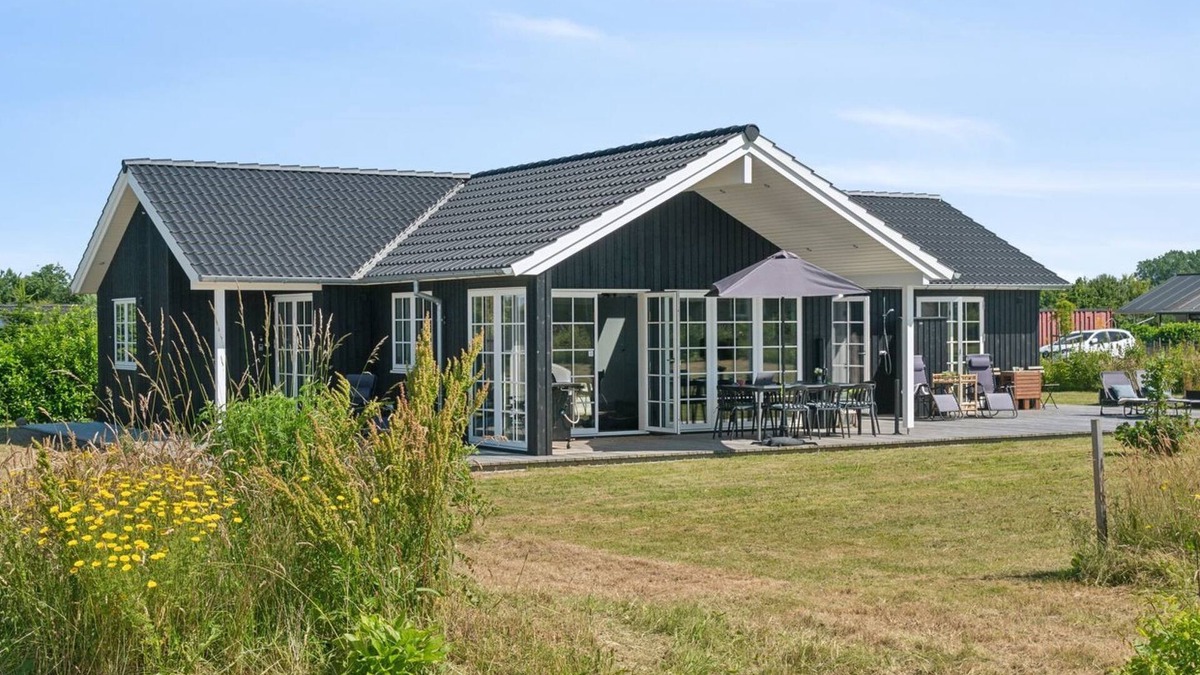 Havnsø House | "Annerose" - 550m from the sea by Interhome