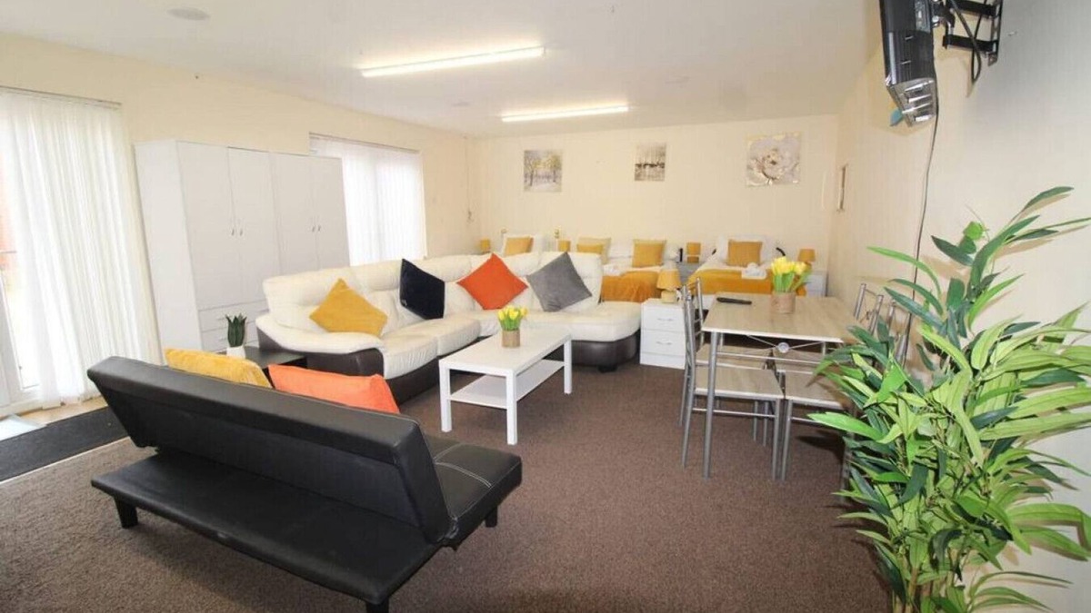Rotherham Apartment | Annex at 29B St Ann's