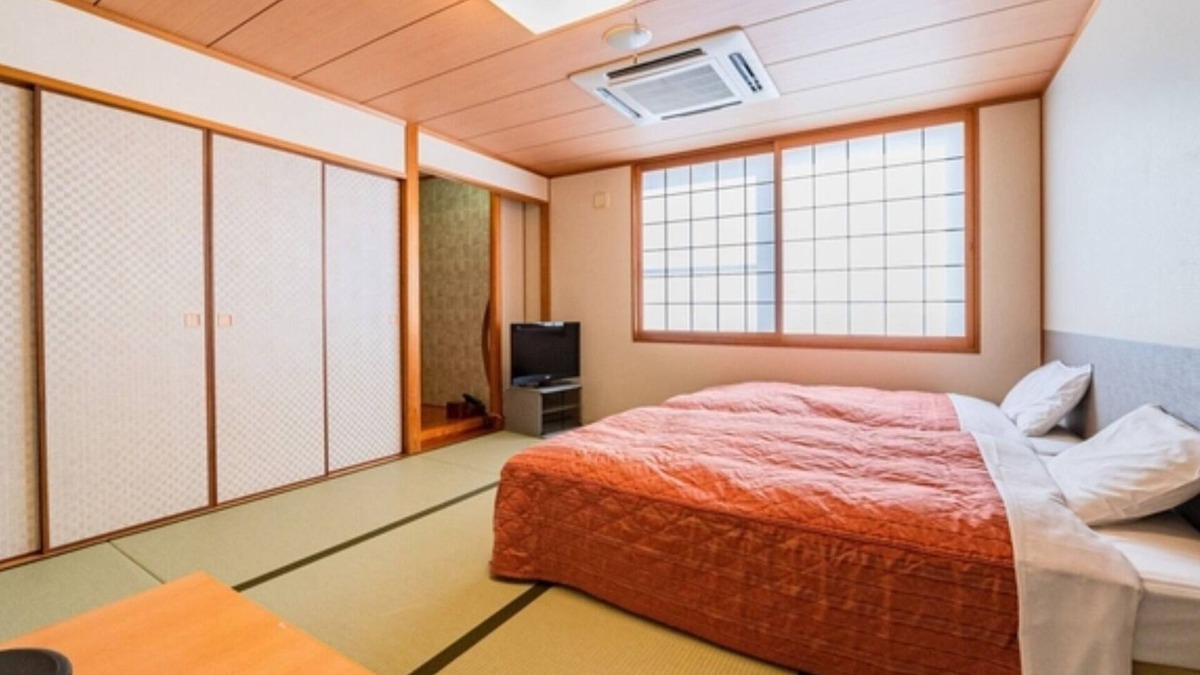 Toon Hotel | Annex JapaneseWestern Room A Tatami Bedroom /Toon Ehime