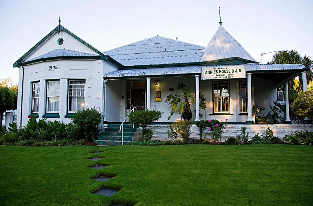Cradock Bed & Breakfast | Annies House
