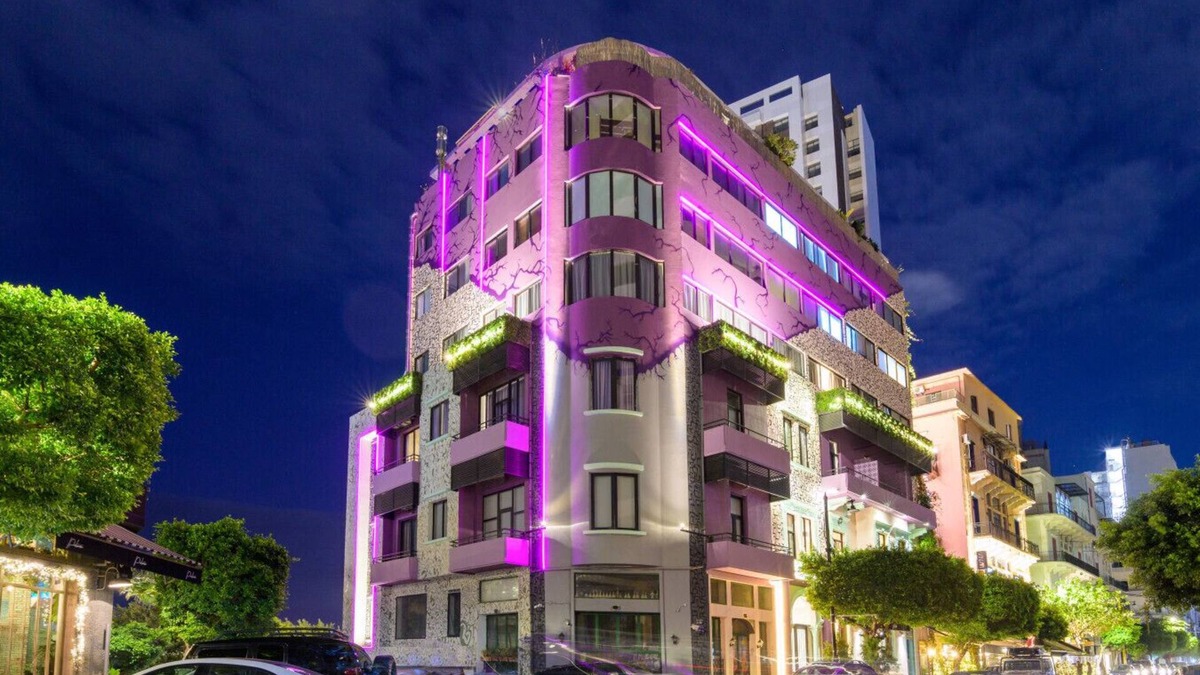 Gemmayzeh Apartment | Anoor 1-BR Apt in Gemmayze W/Balcony & 24/7 Power