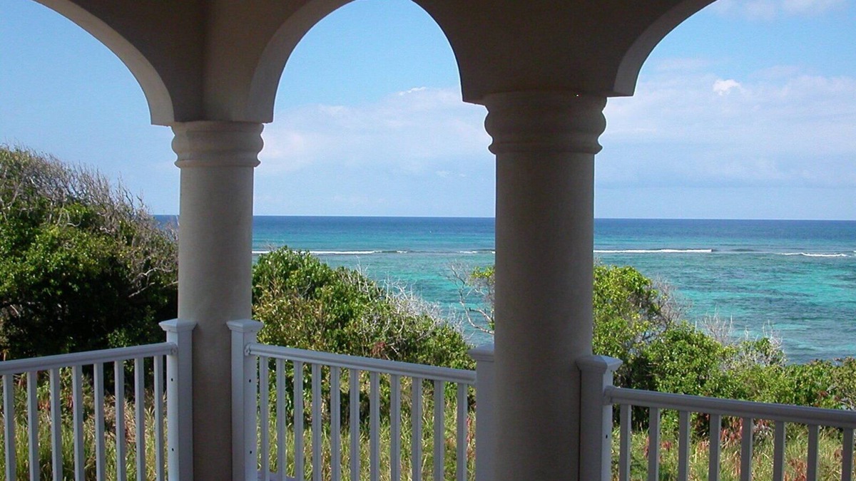 Estate Salt River Villa | Another Day in Paradise, Luxury Villa on the Beach with private pool !