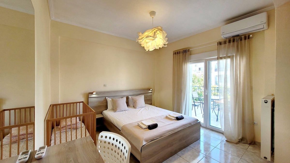 Kallithea House | Anris & Dianas Dom - Ένα σπίτι σε ένα ήσυχο μέρος του κέντρου της Καλλιθέας