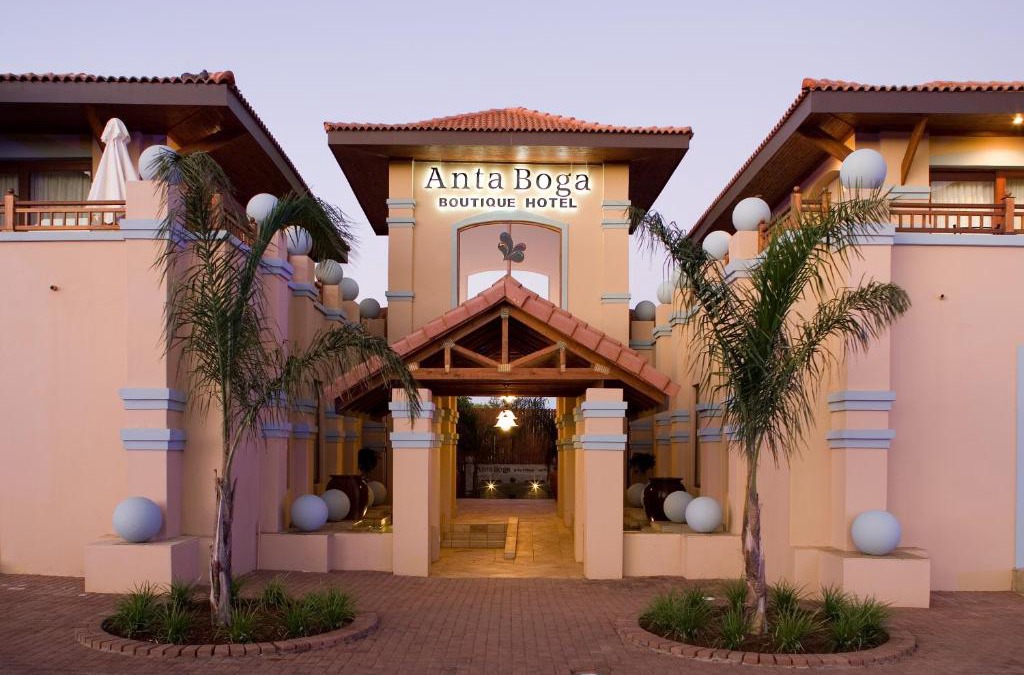 Brandwag Hotel | Anta Boga Hotel