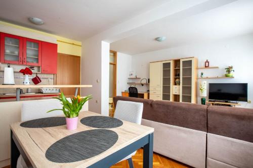 Bjelovar Apartment | Antares